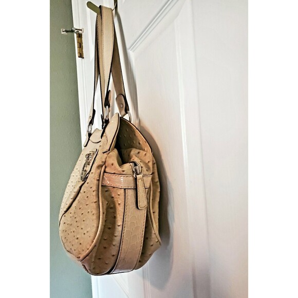 Guess Tamora Creme Satchel Purse pebble Texture Handbag With Hanging G Logo - Picture 5 of 11